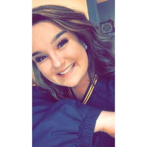 Meet your Posher, Brooke